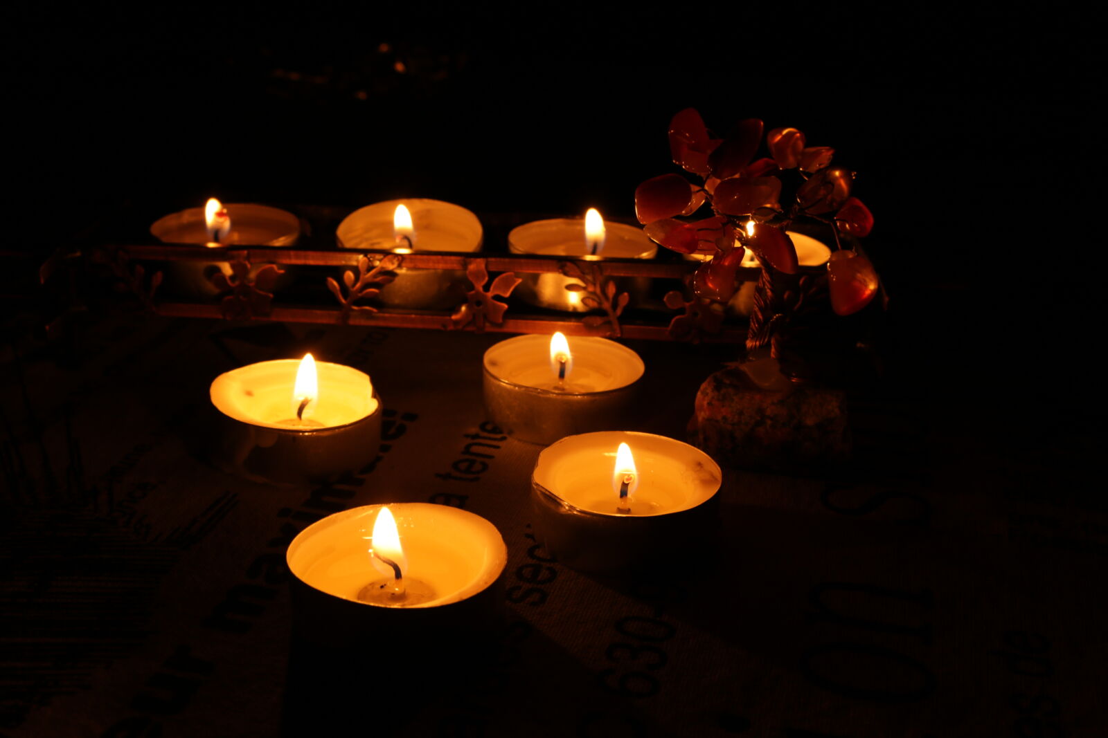 Canon EOS 70D sample photo. Candles photography