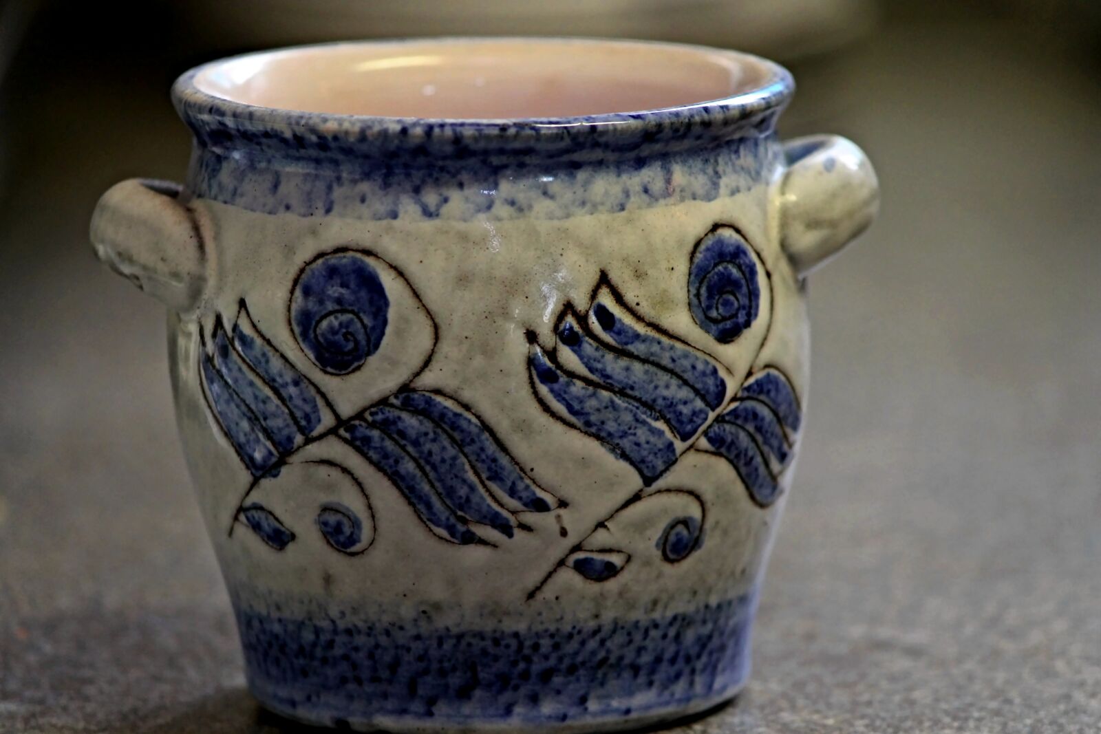 Canon EOS 1100D (EOS Rebel T3 / EOS Kiss X50) sample photo. Pot, stoneware, ceramic photography