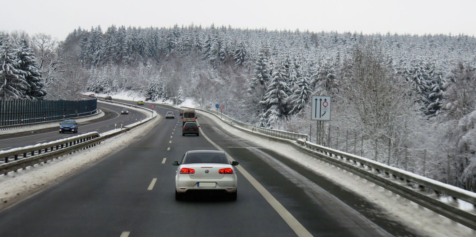 Canon PowerShot SX710 HS sample photo. Transport, traffic, travel photography
