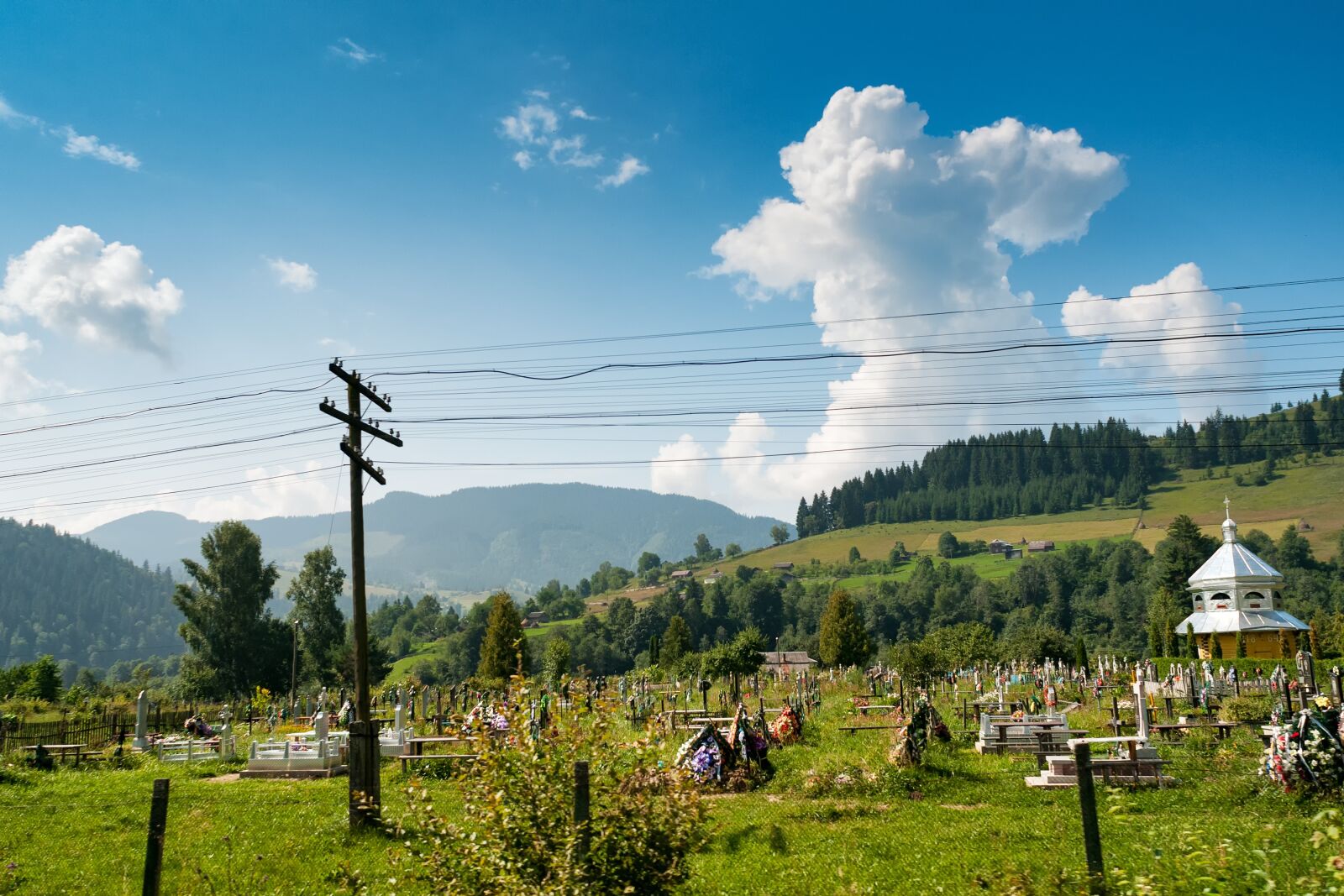 Nikon D300S sample photo. Cemetery, rakhiv, ukraine photography
