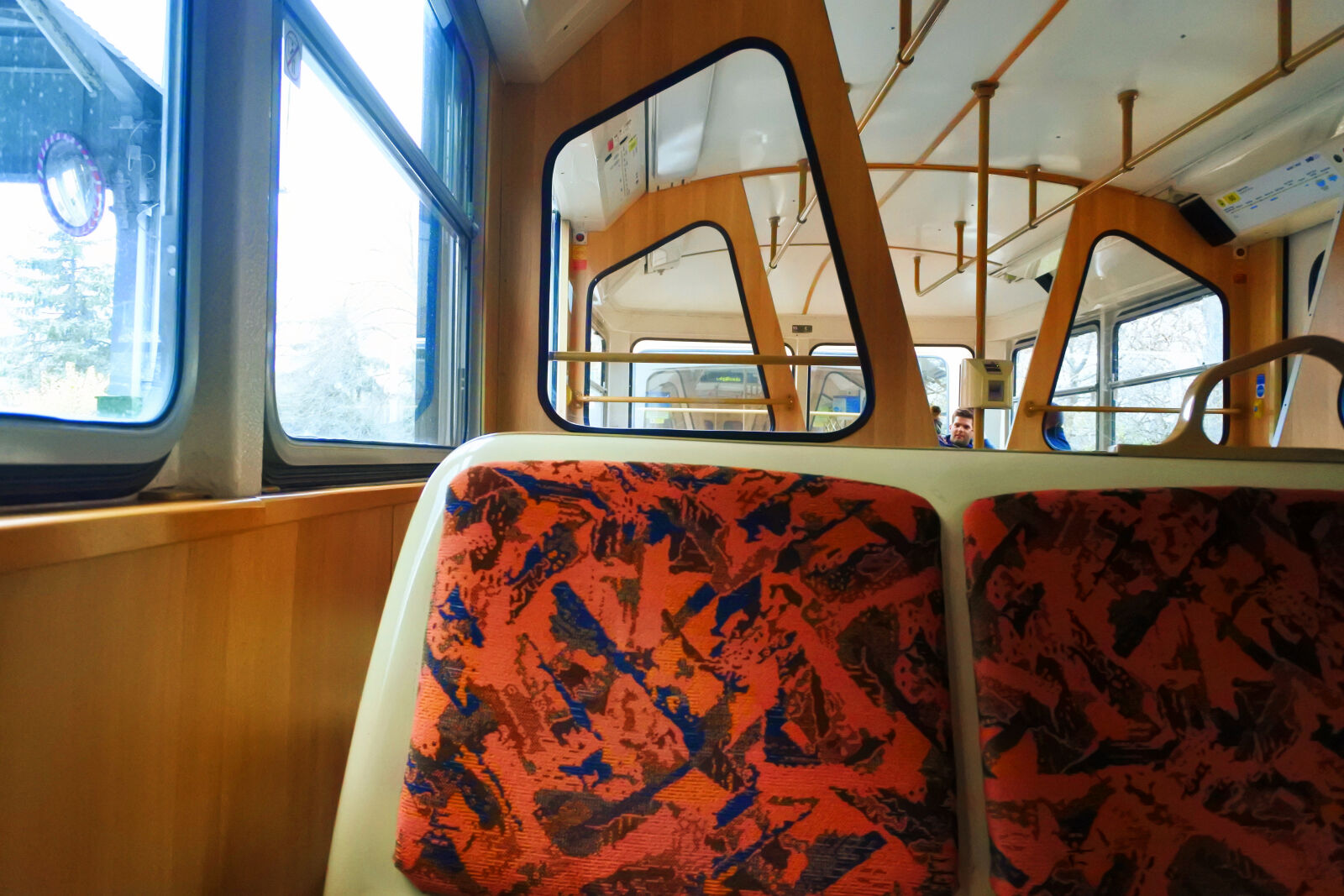 Nikon 1 J5 sample photo. Chairs, inside, locomotive, modern photography