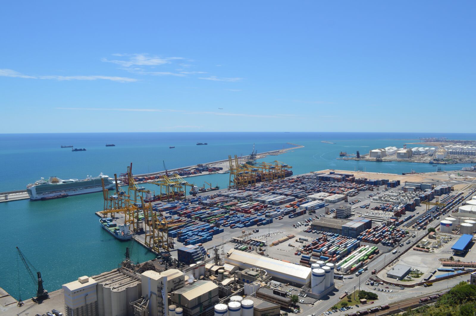 Nikon D3200 sample photo. Barcelona, port, ships photography