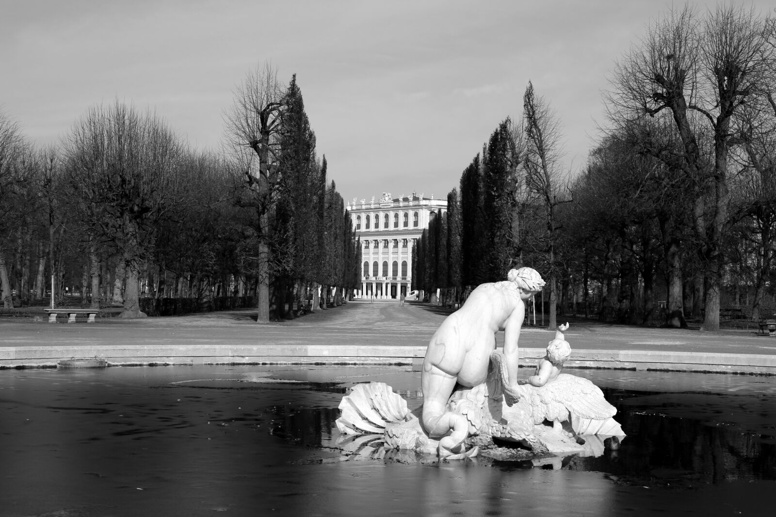 Canon EOS 6D + Canon EF 50mm F1.8 STM sample photo. Sculpture, monument, castle photography