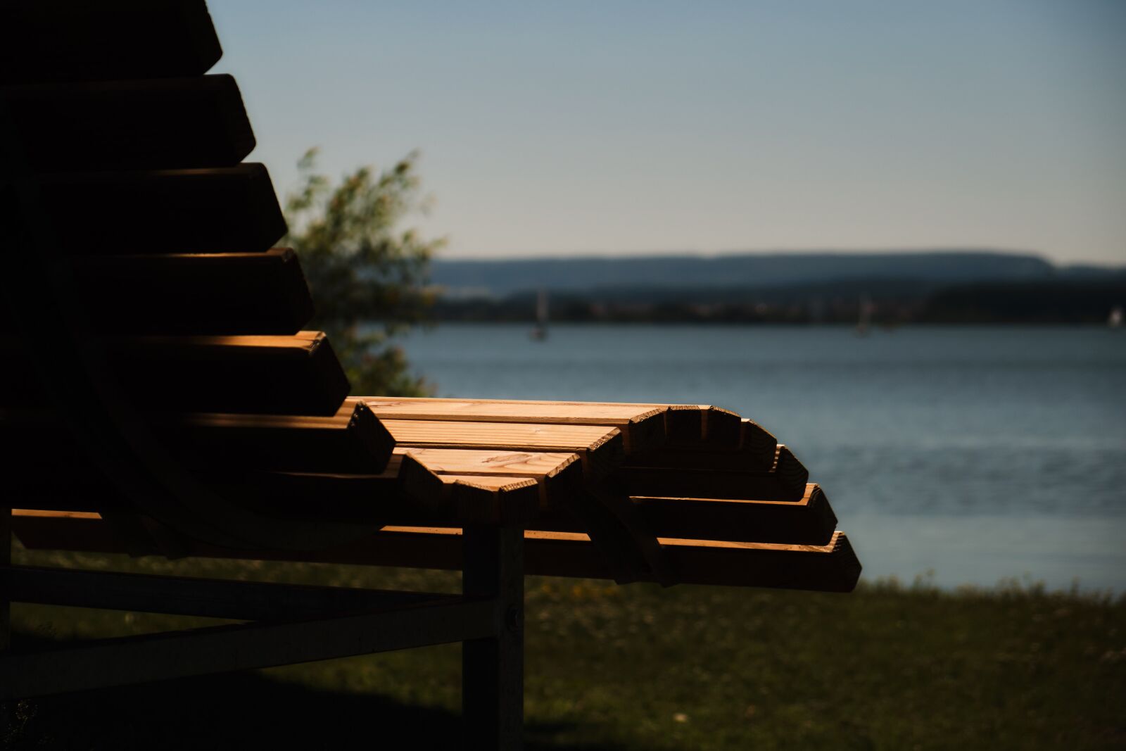 Fujifilm XF 18-55mm F2.8-4 R LM OIS sample photo. Beach, seat, liège photography