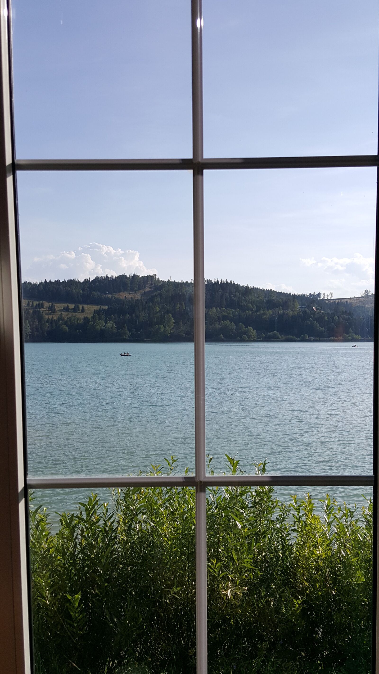 Samsung Galaxy S6 sample photo. Lake, window photography