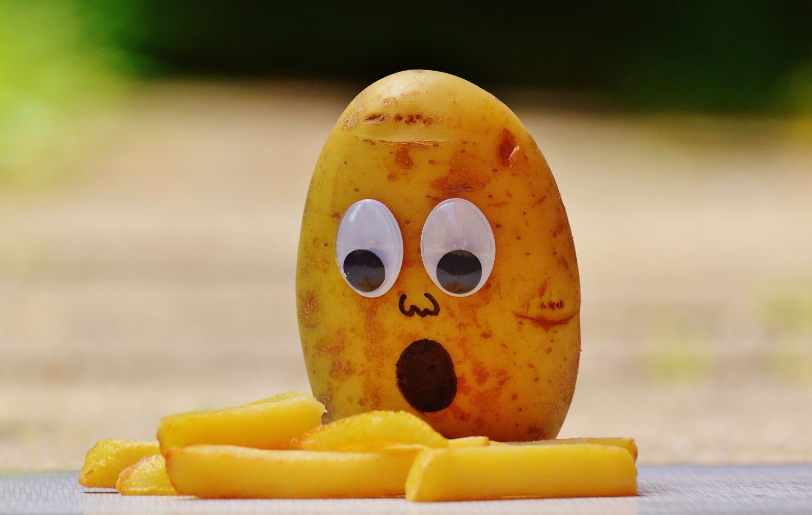 Nikon D3200 sample photo. Potatoes, french, mourning photography