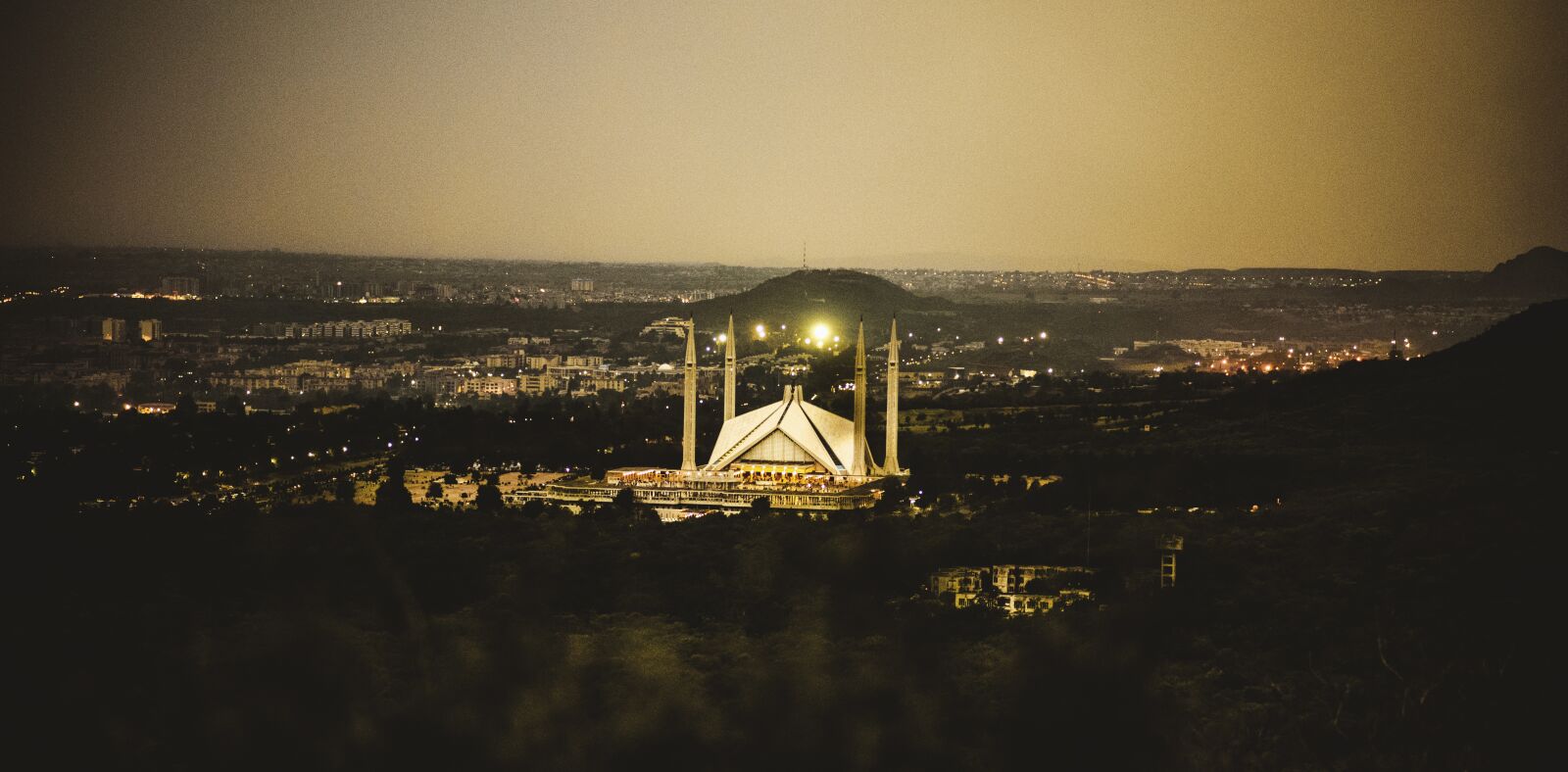 Nikon D750 sample photo. Faisal mosque, islamabad, pakistan photography