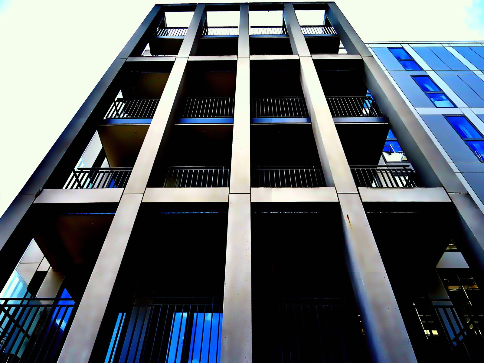 Sony DSC-HX60 sample photo. Architecture, balconies, building, facade photography