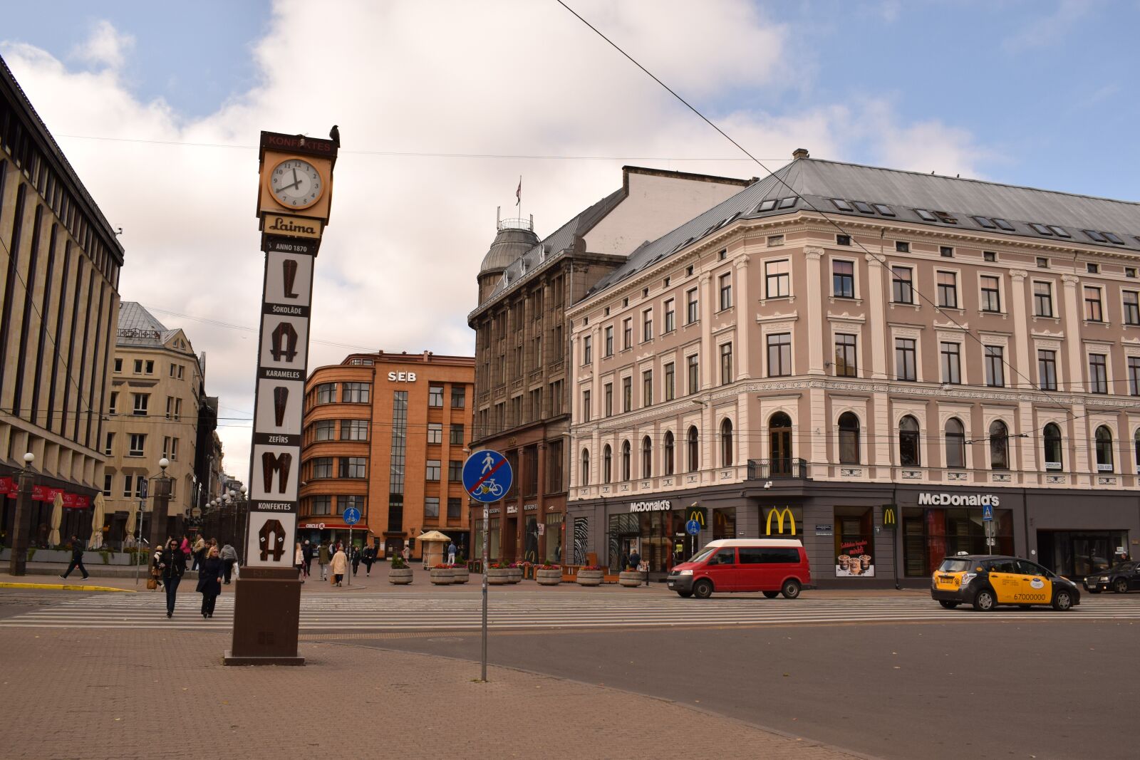 Nikon D3300 sample photo. City, street, urban photography