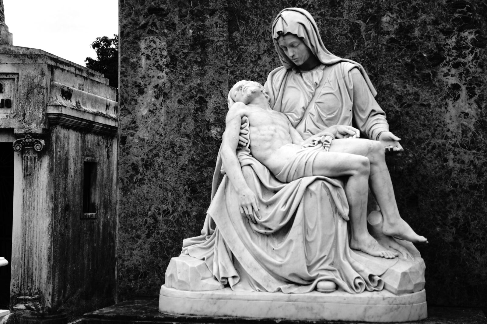 Sony Alpha a3000 sample photo. El salvador, illustrious cemetery photography