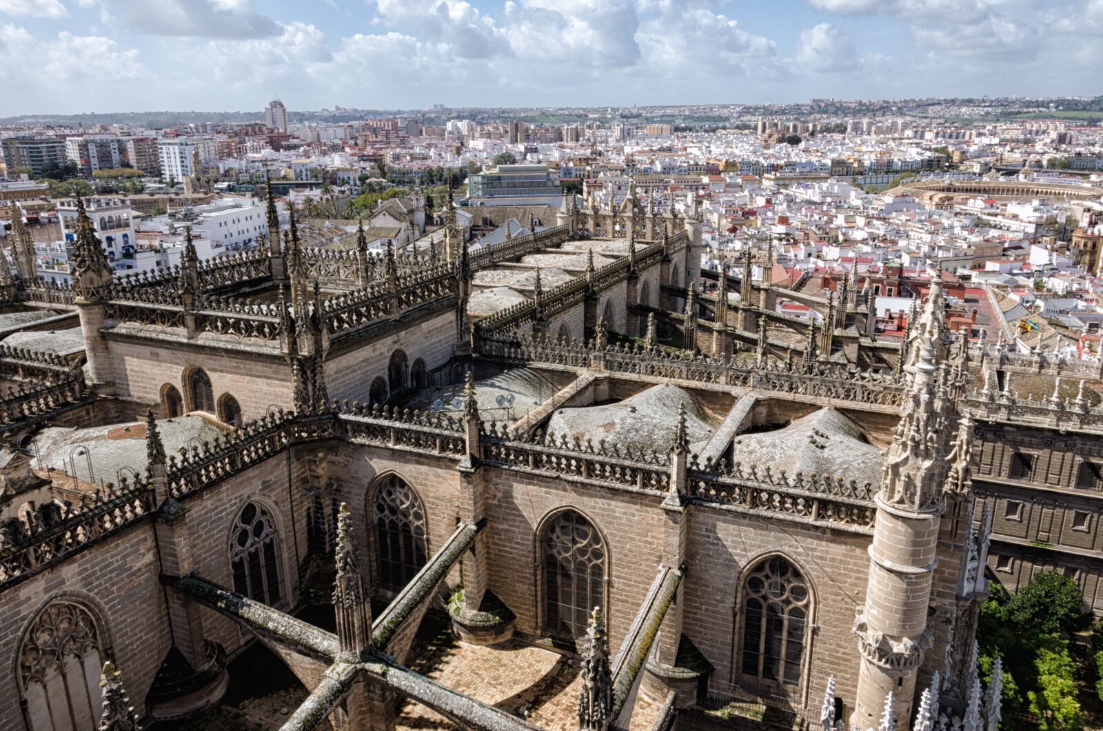 Nikon D5100 sample photo. Architecture, city, travel photography