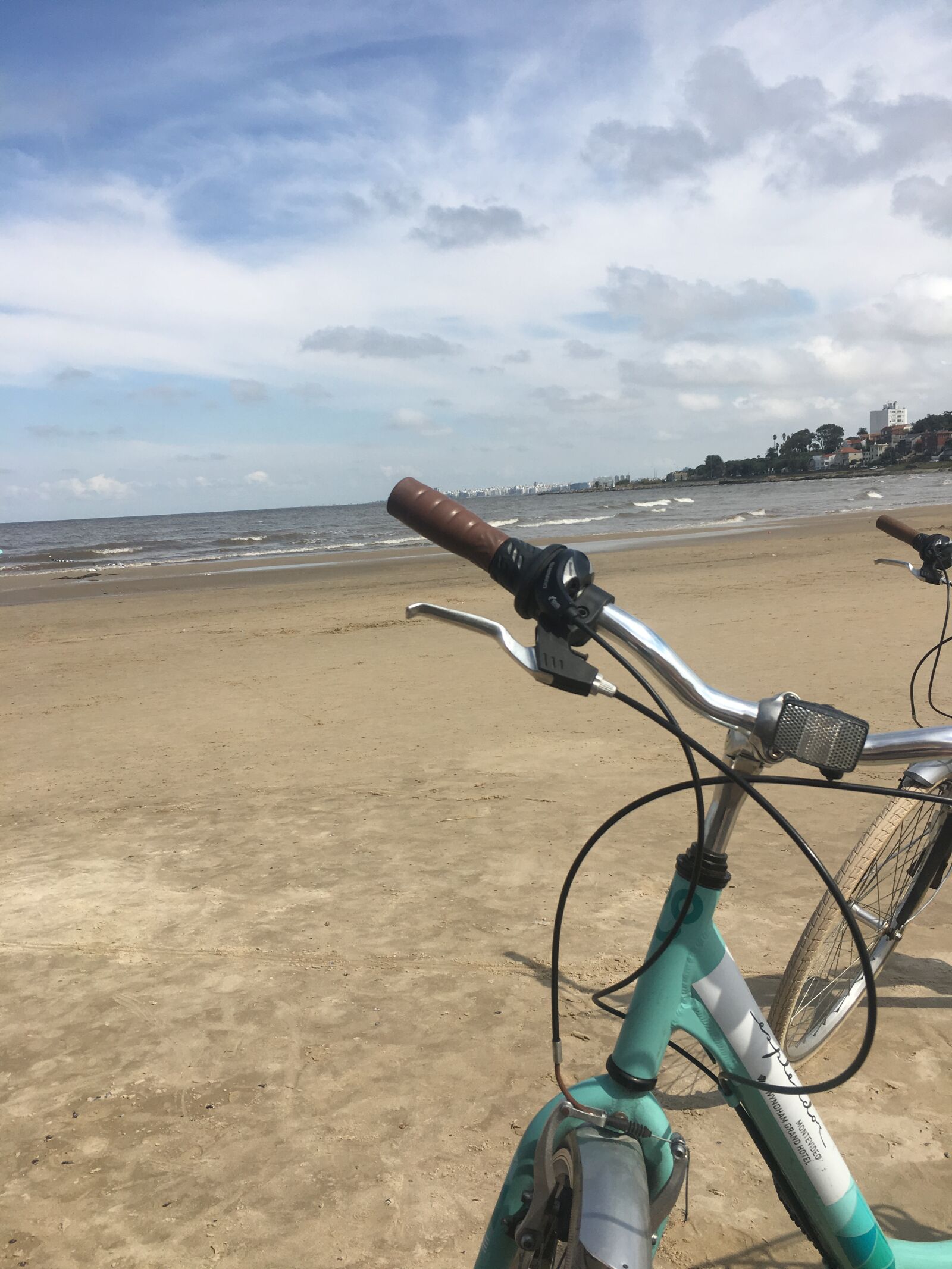 iPhone 6s back camera 4.15mm f/2.2 sample photo. Beach, cycling, coastal photography