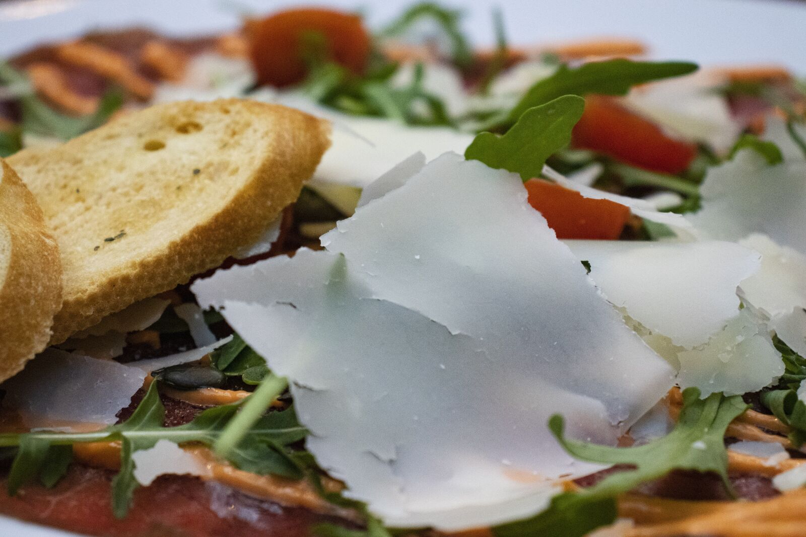 Canon EOS 77D (EOS 9000D / EOS 770D) sample photo. Parmesan cheese, carpaccio, beef photography