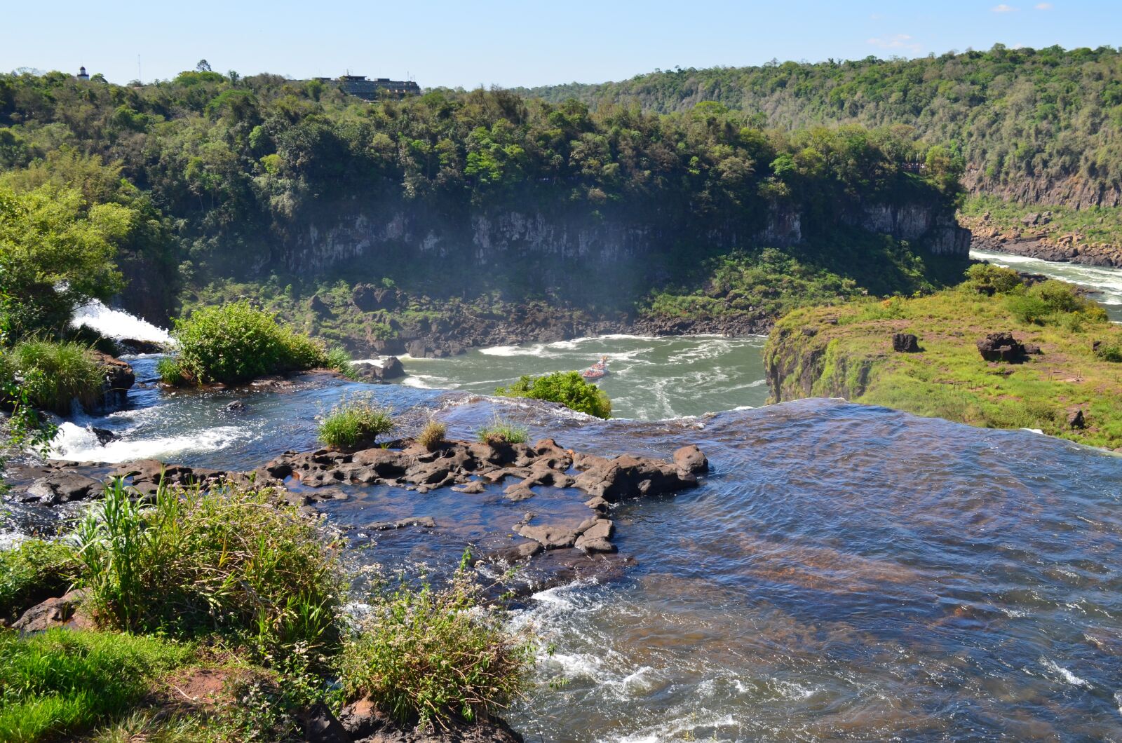 Nikon D5100 sample photo. Rio, flying, nature photography