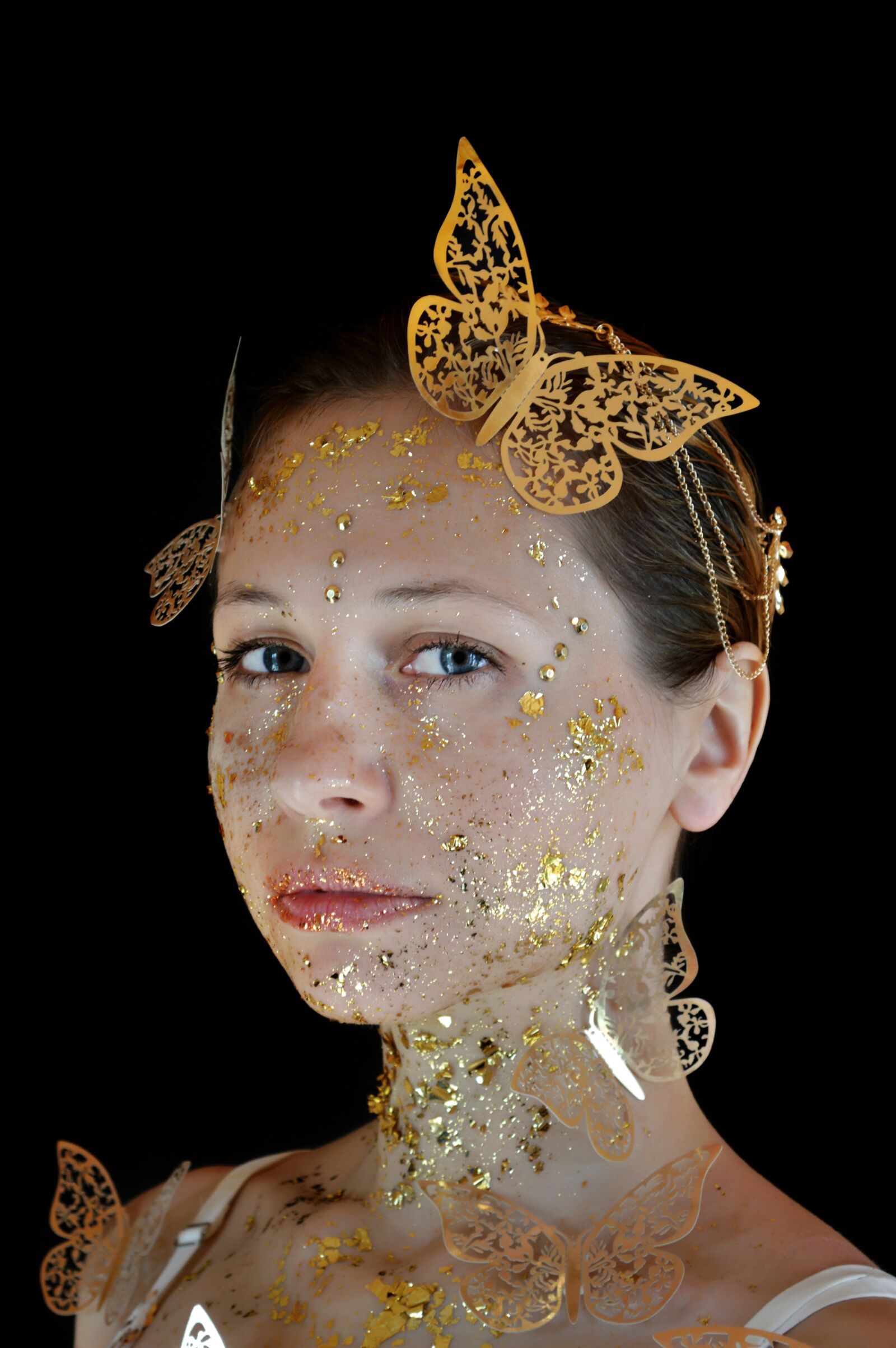 Nikon D3200 sample photo. Gold, feysart, makeup photography