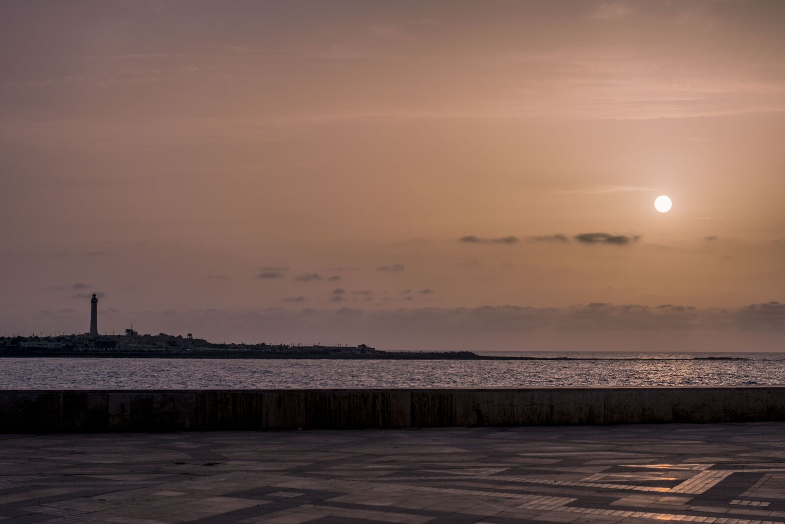 Nikon D5200 sample photo. Sun, sunset, calm photography