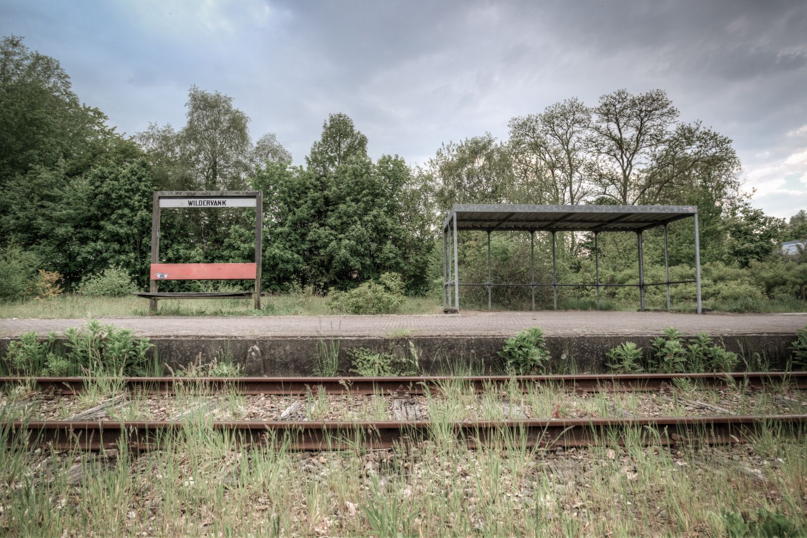 Nikon D610 sample photo. Tracks, abandoned, old photography