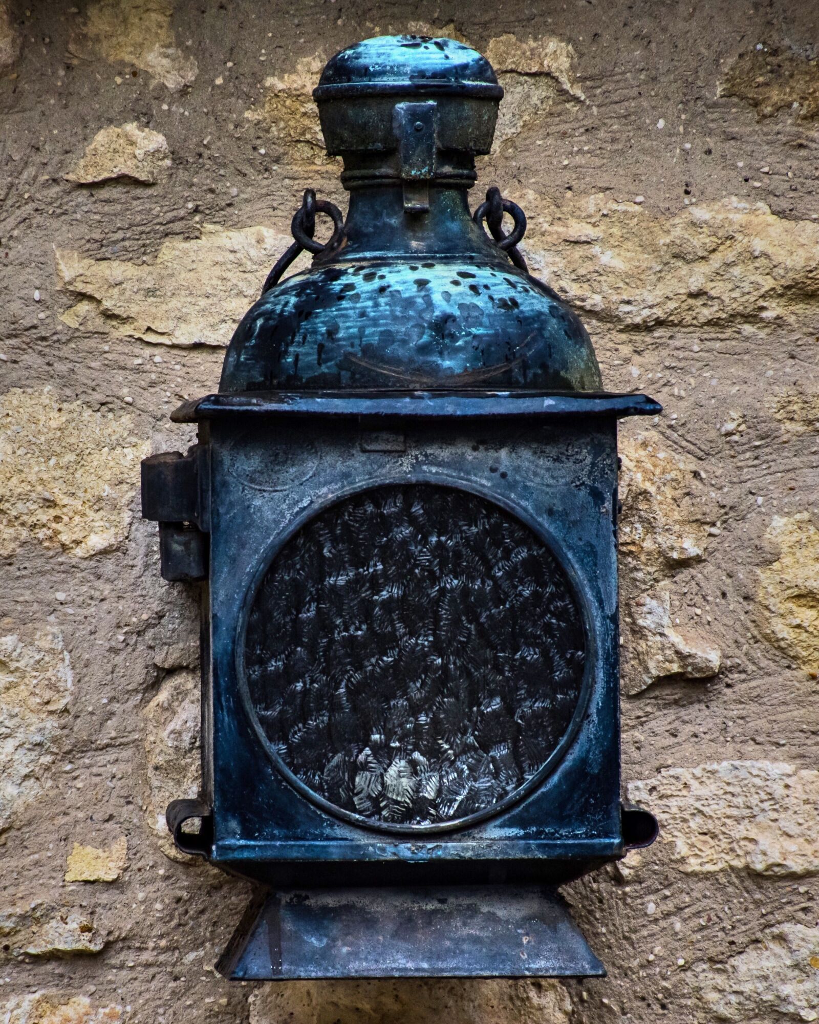 Nikon D5600 sample photo. Antique, lantern, lamp photography