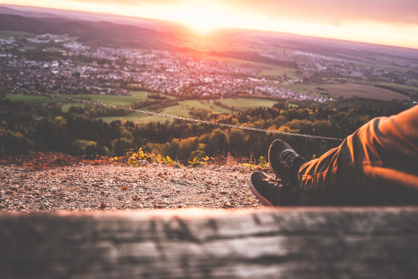 Sony a7 II + Sony FE 28-70mm F3.5-5.6 OSS sample photo. Sunset, mountain, bank photography