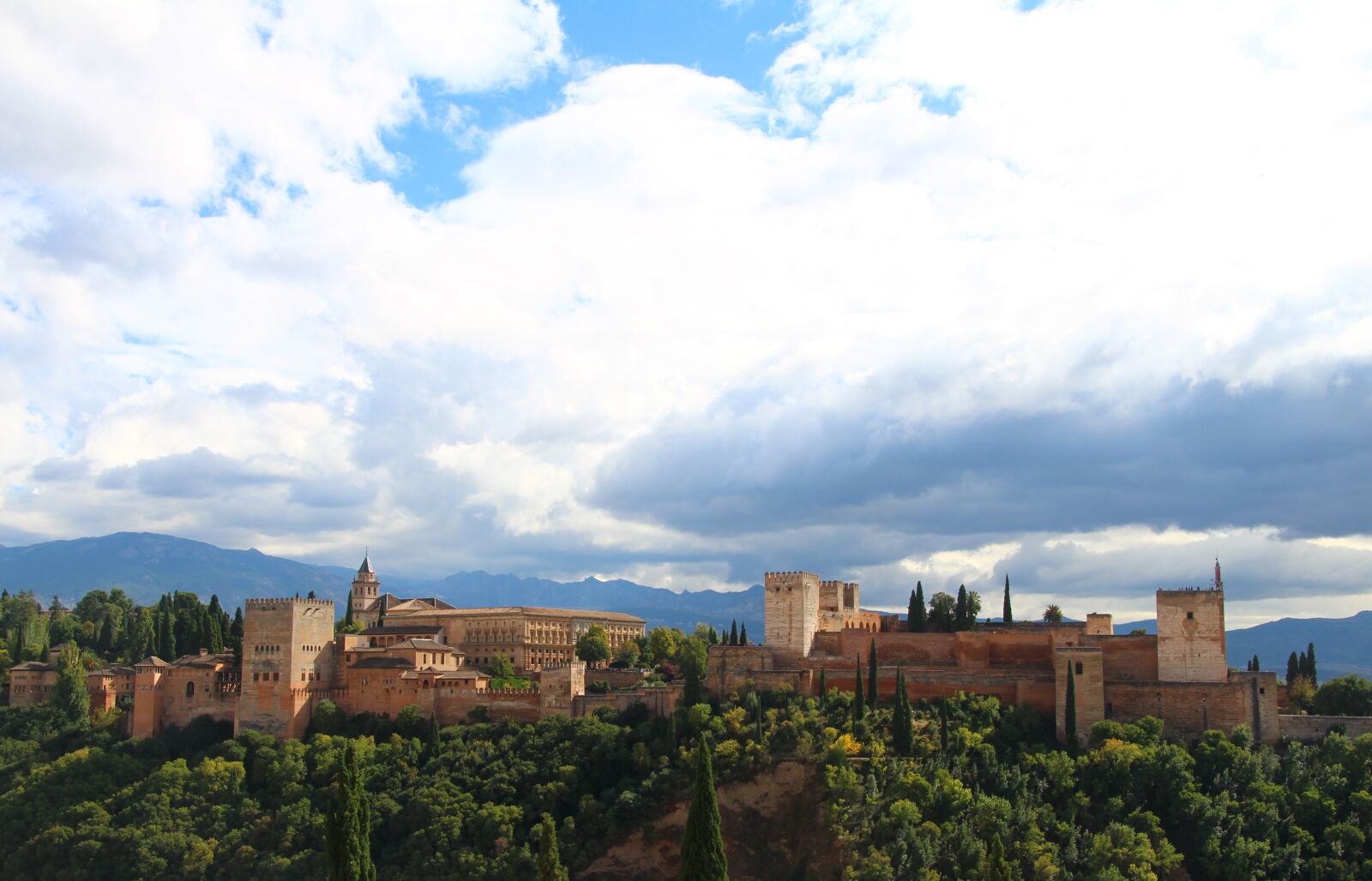 Canon EOS 700D (EOS Rebel T5i / EOS Kiss X7i) sample photo. Alhambra, granada, andalusia photography