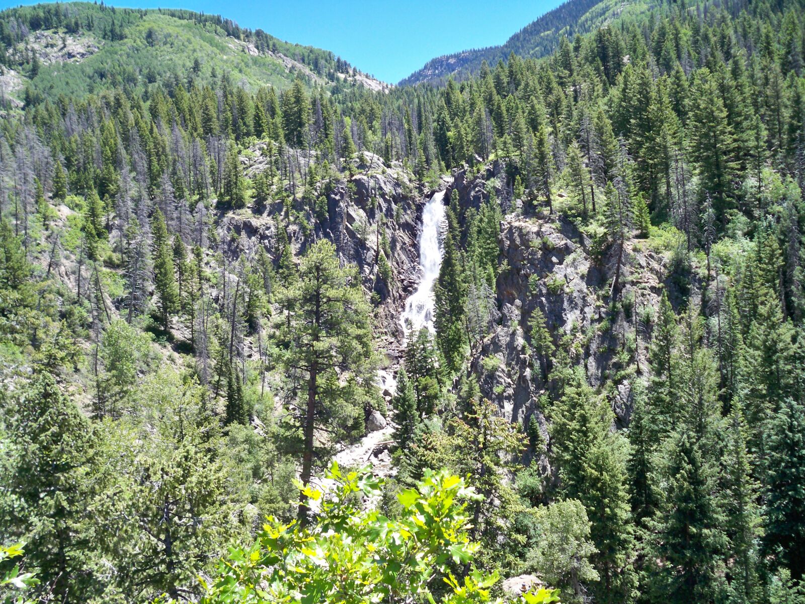 Kodak EASYSHARE M1093 IS DIGITAL CAMERA sample photo. Mountain, mountains photography