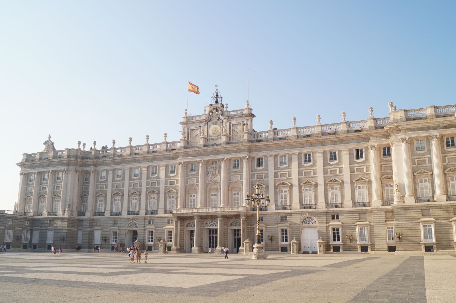 Sony DT 18-55mm F3.5-5.6 SAM II sample photo. Spain, building, architecture photography