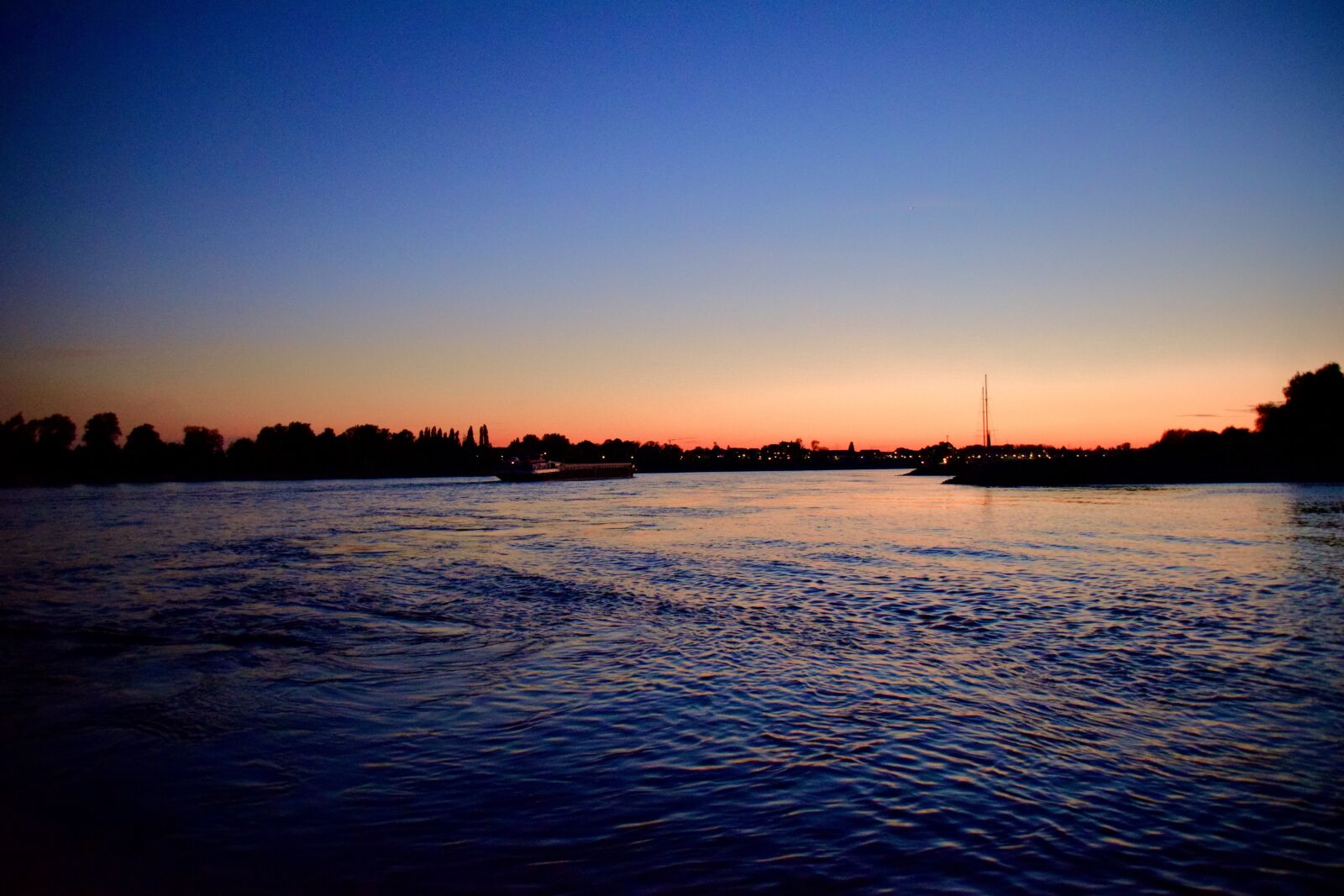 Nikon D5300 sample photo. Rhine, sunset, ship photography
