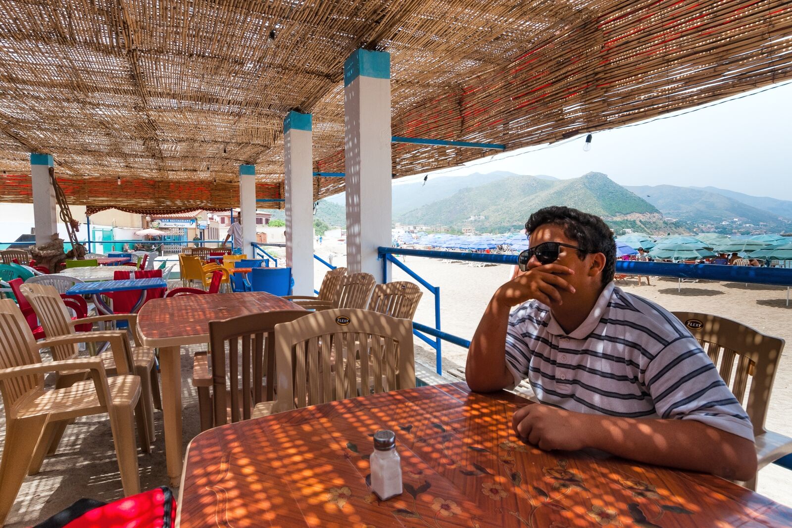 Nikon D90 sample photo. Cafe, beach, boulimat photography