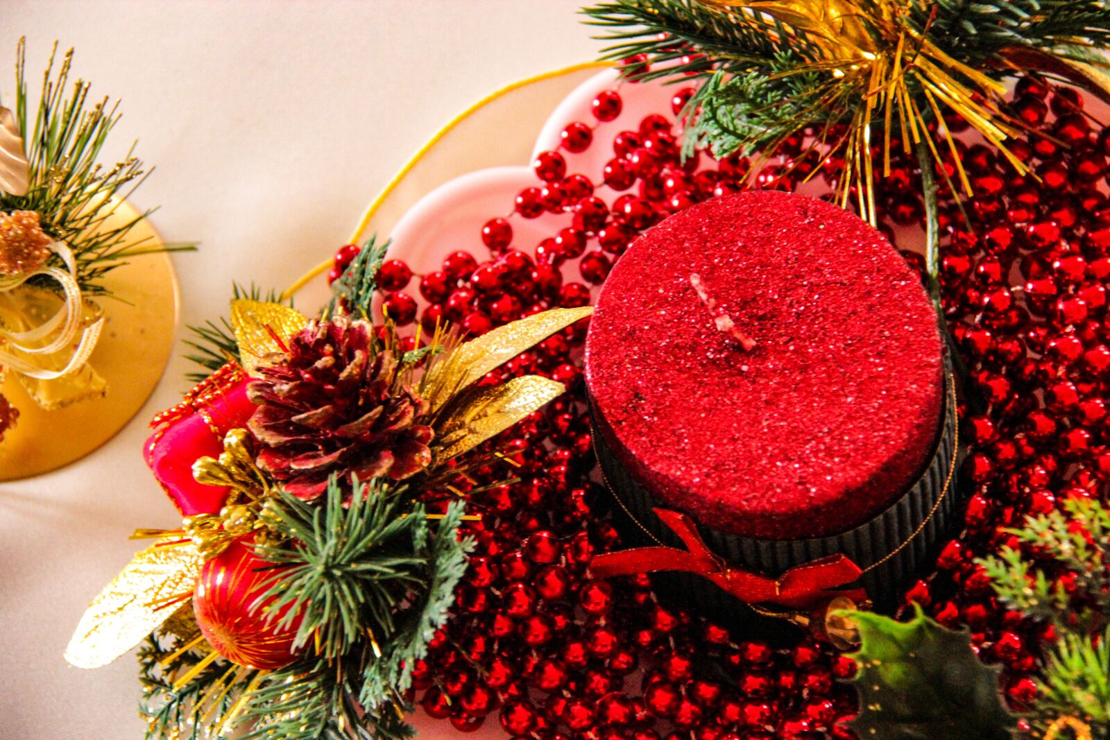 Canon EOS 600D (Rebel EOS T3i / EOS Kiss X5) sample photo. Candle, decoration, table photography