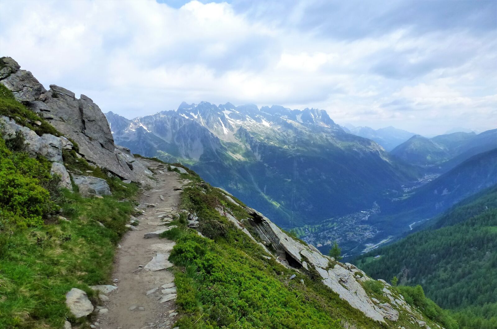 Panasonic Lumix DMC-ZS10 (Lumix DMC-TZ20 / Lumix DMC-TZ22) sample photo. France, alps, haute savoie photography