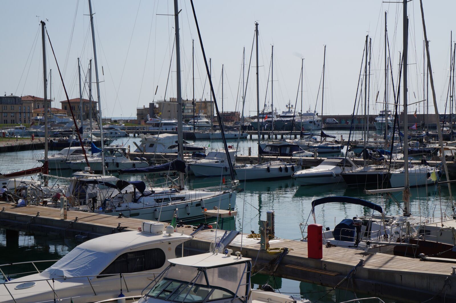 Sony Alpha a3000 + Sony E 18-55mm F3.5-5.6 OSS sample photo. Mediterranean, marina, port photography