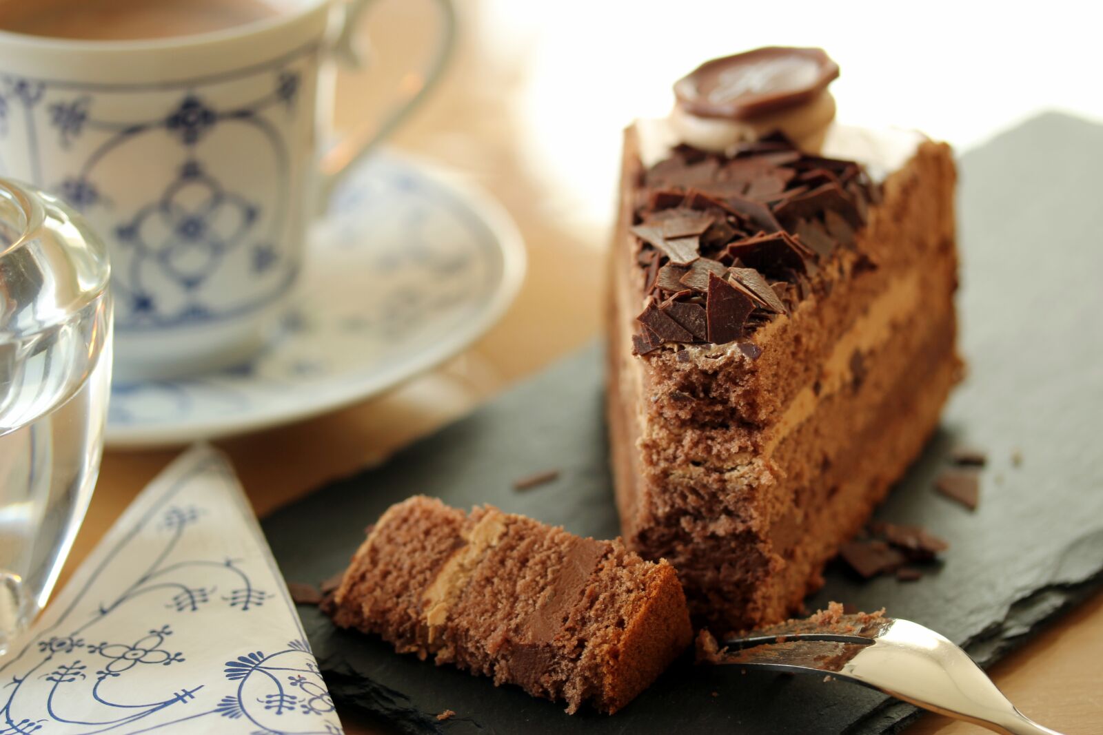 Canon EF-S 60mm F2.8 Macro USM sample photo. Chocolate cake, chocolate, cake photography