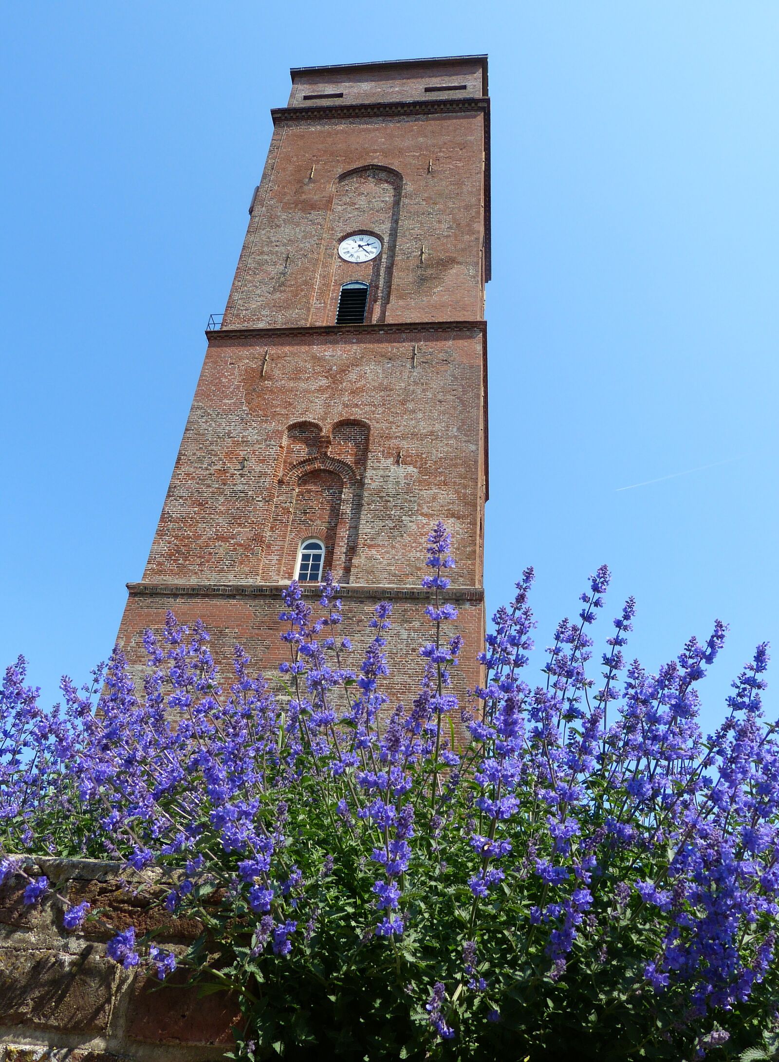 Panasonic Lumix DMC-FZ150 sample photo. Tower, old lighthouse, borkum photography