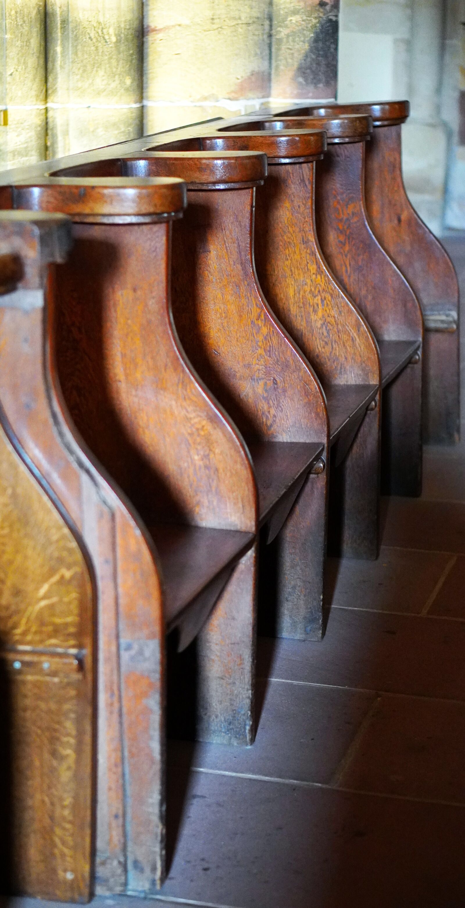 E 50mm F1.8 OSS sample photo. Church, pew, church pews photography