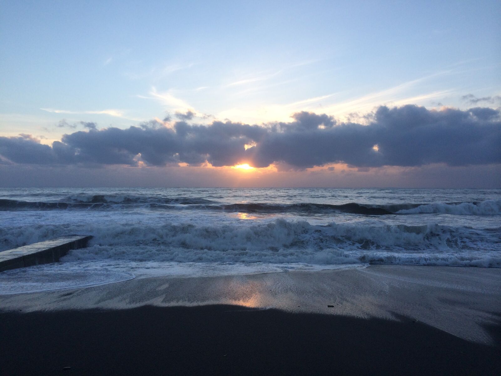 iPhone 5s back camera 4.12mm f/2.2 sample photo. Sea, sunset, sundown photography