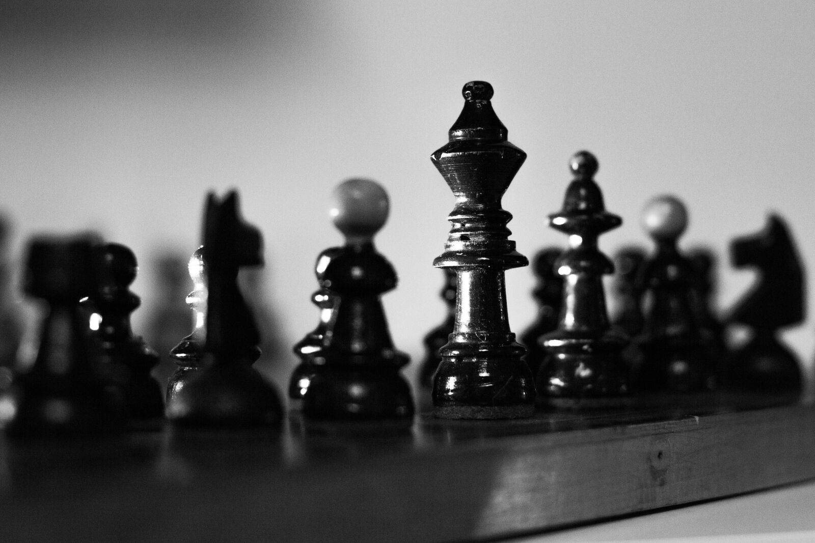 Canon EF 50mm F1.4 USM sample photo. Chess, game, king photography