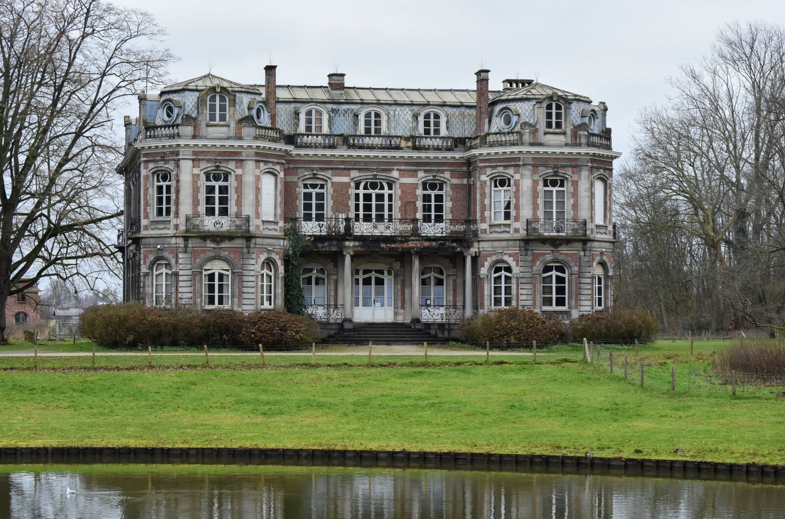 Nikon D7200 sample photo. Castle, large, architecture photography