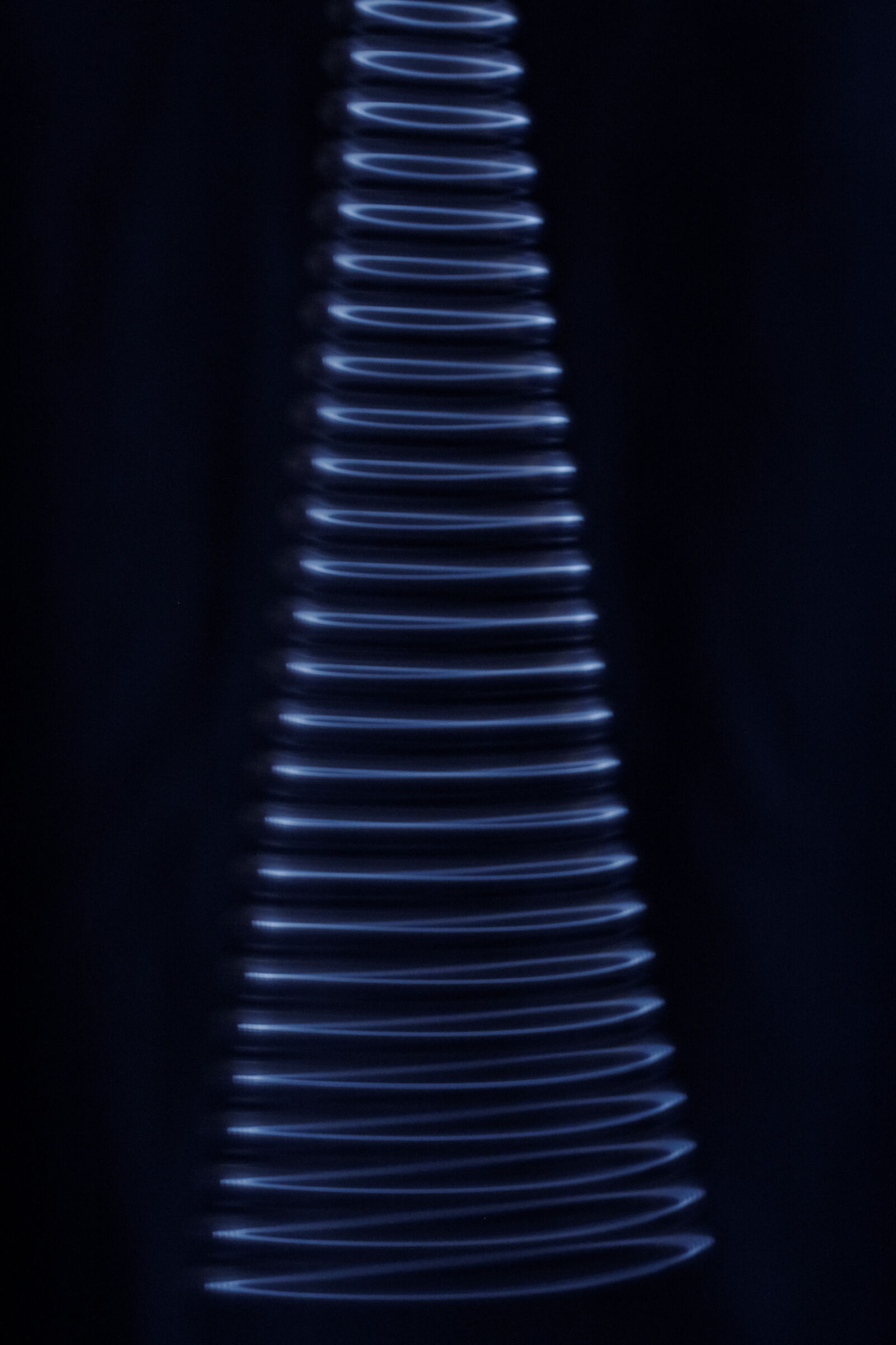 Canon EF 50mm F1.8 II sample photo. Light, pendulum photography