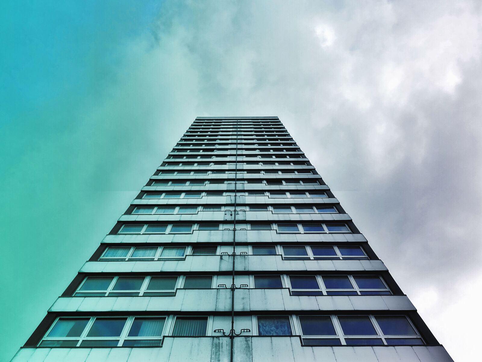 Sony DSC-HX60 sample photo. Building, sky, glass, window photography