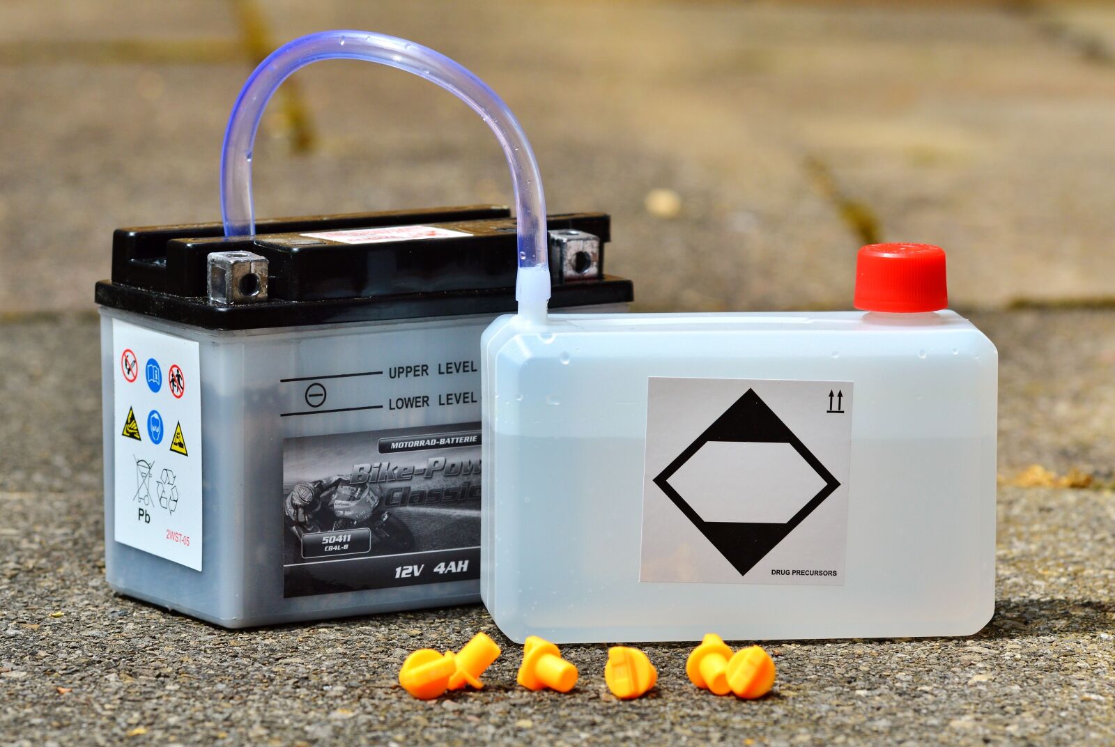 Nikon D3200 sample photo. Battery, motorcycle battery, battery photography
