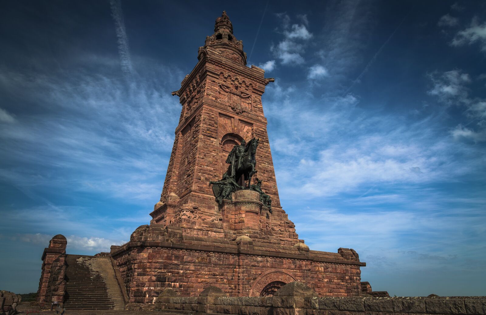 Canon EOS 6D + Canon EF 24-105mm F4L IS USM sample photo. Barbarossa memorial, barbarossa monument photography
