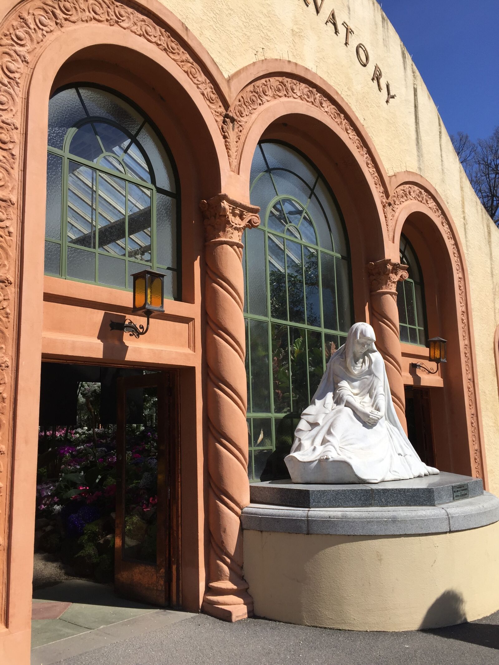 iPhone 6 back camera 4.15mm f/2.2 sample photo. Melbourne, architecture photography