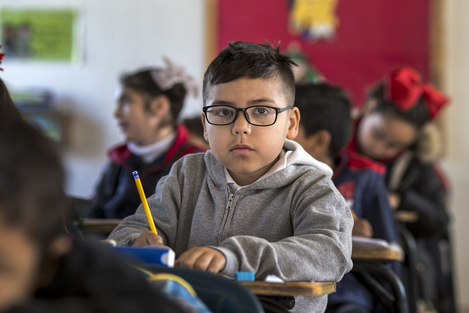 Canon YN85mm f/1.8 DCM sample photo. Education, people, school photography