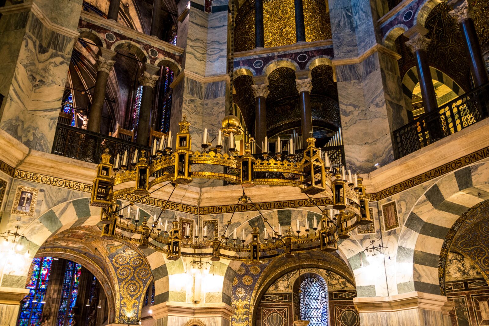 Canon EOS 70D sample photo. Aachen cathedral, church, chapel photography