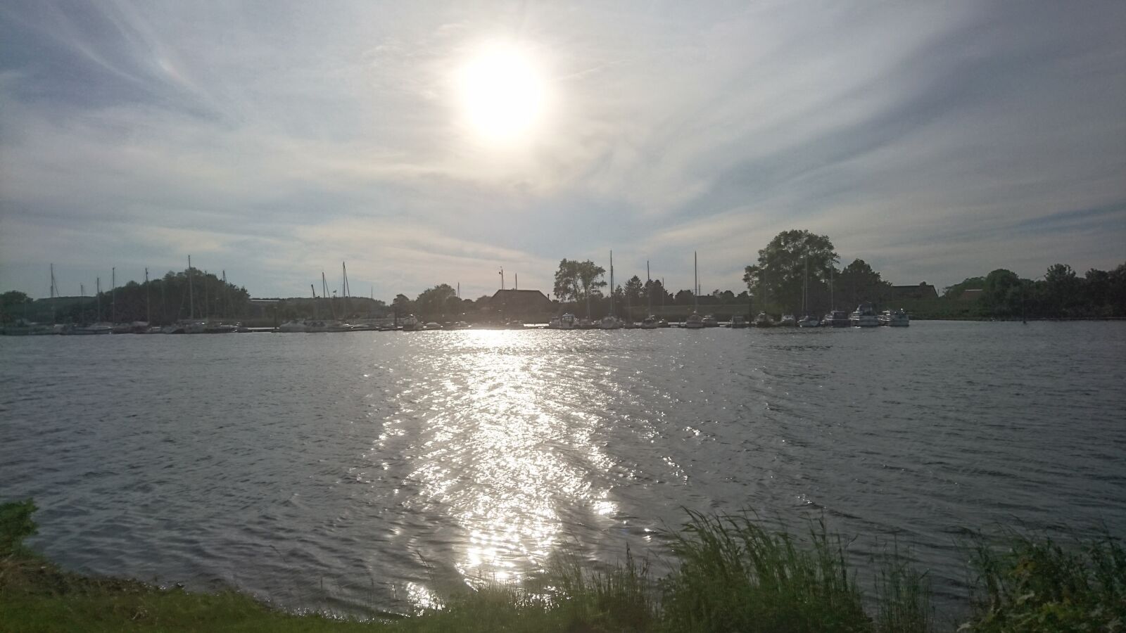 Sony Xperia Z5 sample photo. Marina, twilight, lake photography