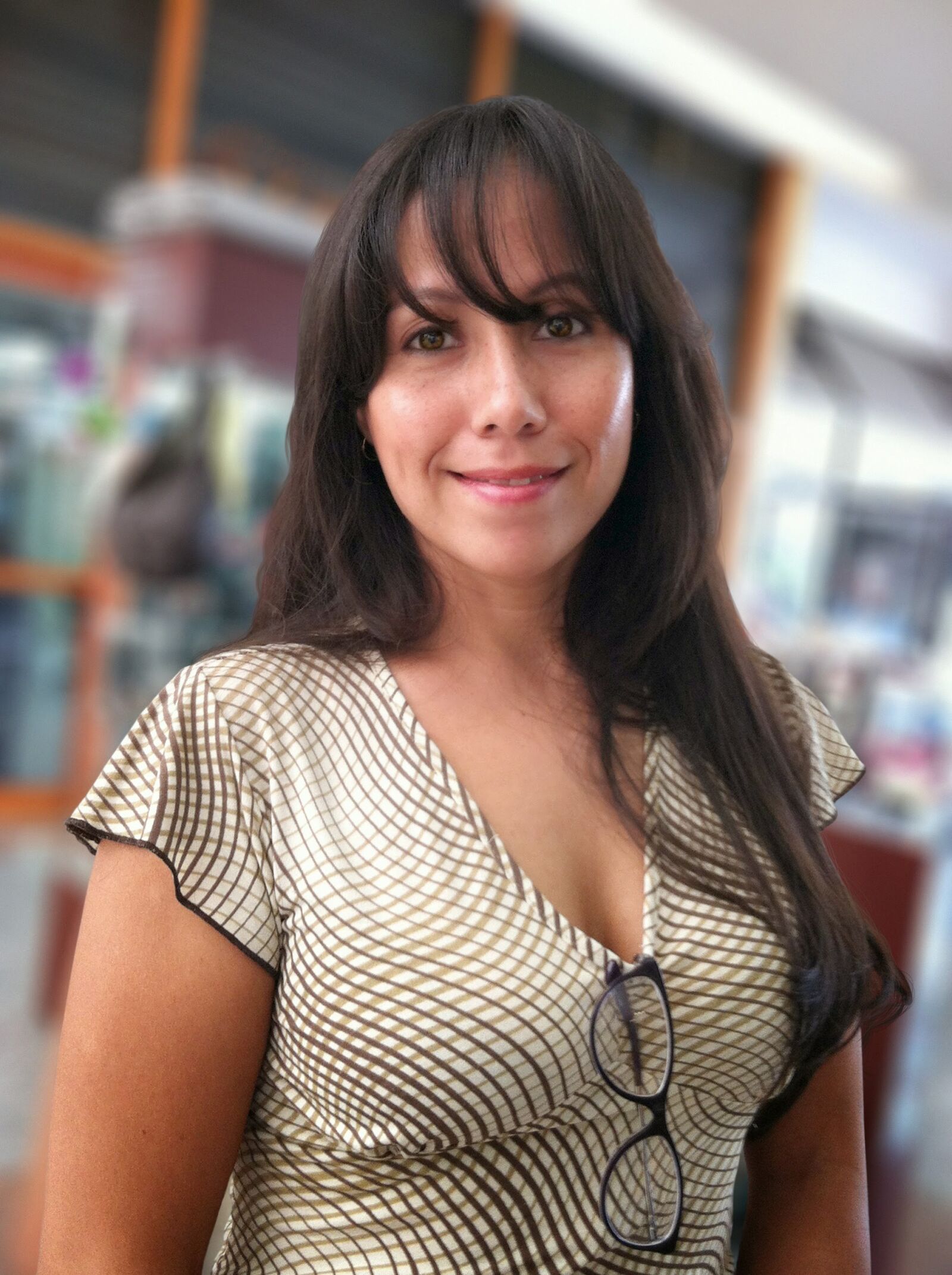 Apple iPhone 4 sample photo. Girl, woman, portrait photography