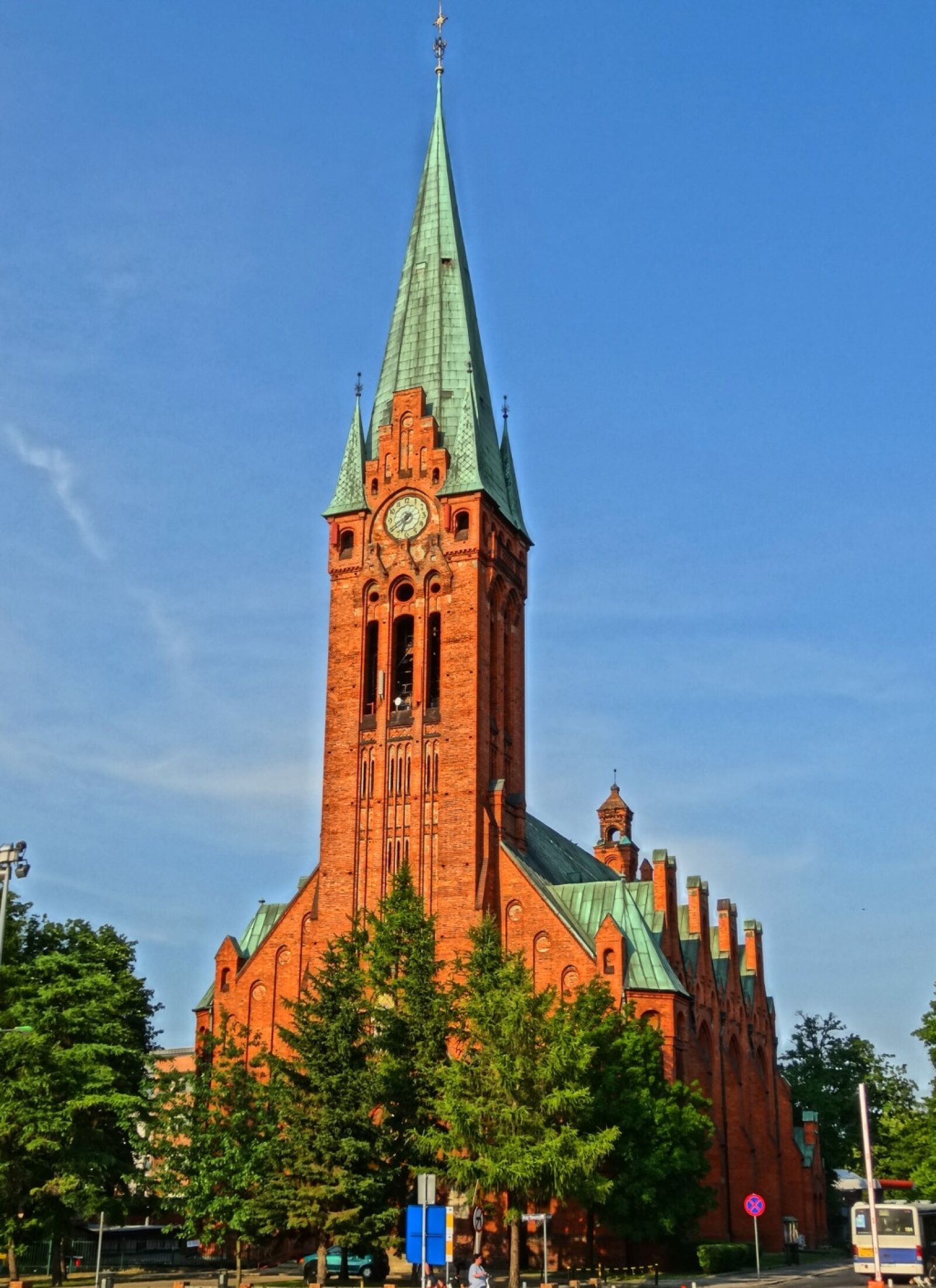 Sony Cyber-shot DSC-HX20V sample photo. Saint andrew bobola, church photography