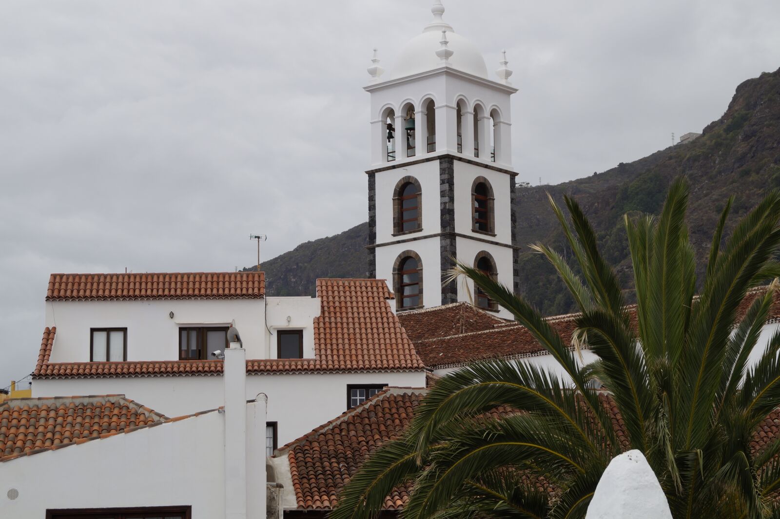 Sony SLT-A58 sample photo. Garachico, tenerife, church photography