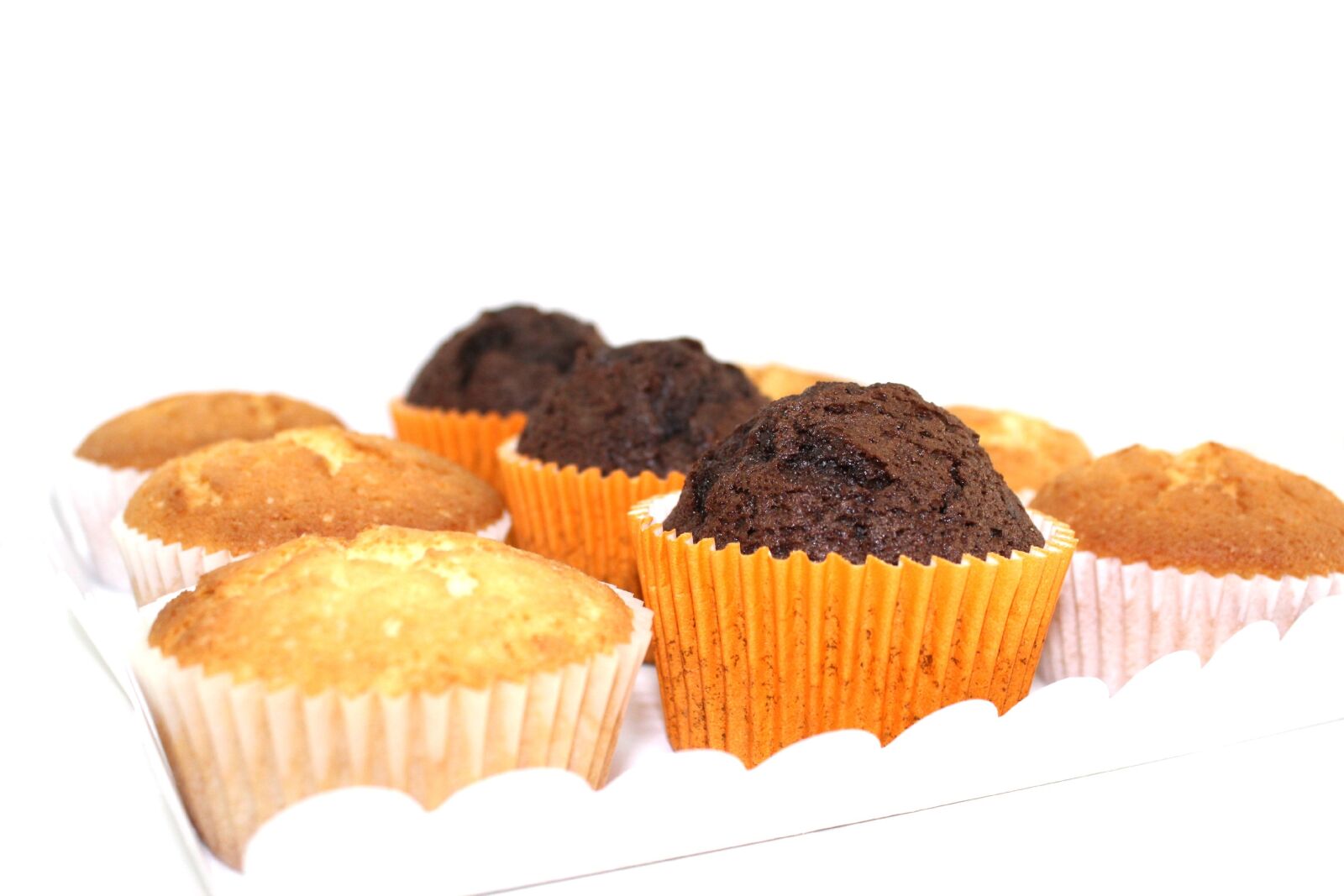 Canon EOS 1200D (EOS Rebel T5 / EOS Kiss X70 / EOS Hi) sample photo. Cupcakes, sweet, food photography