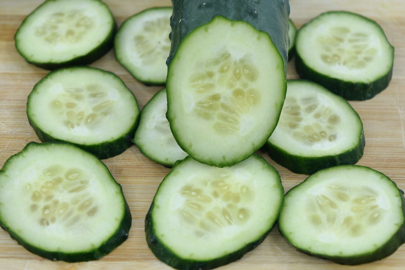 Nikon D5500 sample photo. Cucumber, organic, produce, seed photography